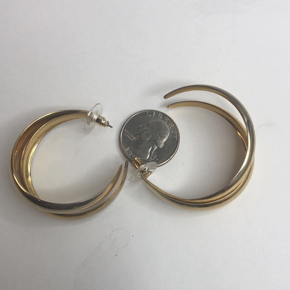 Vintage Goldtone Double Goldtone Long Hoop earring - Picture 7 of 7